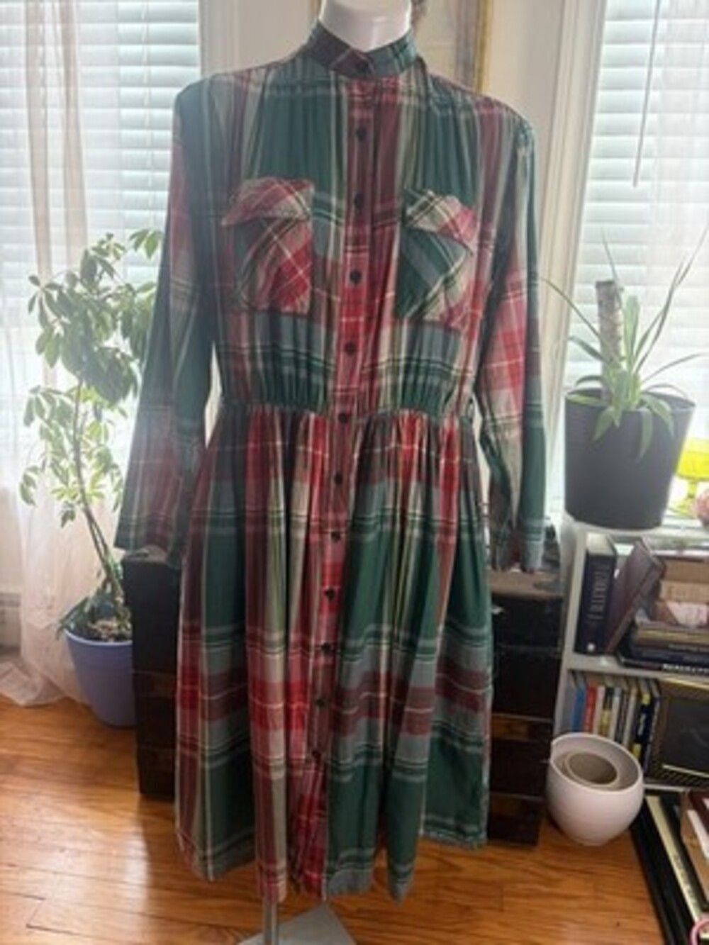 VTG 100% Cotton Plaid Button Down Dress W/ Pockets - Women’s Medium - Farm Wife - Picture 2 of 10